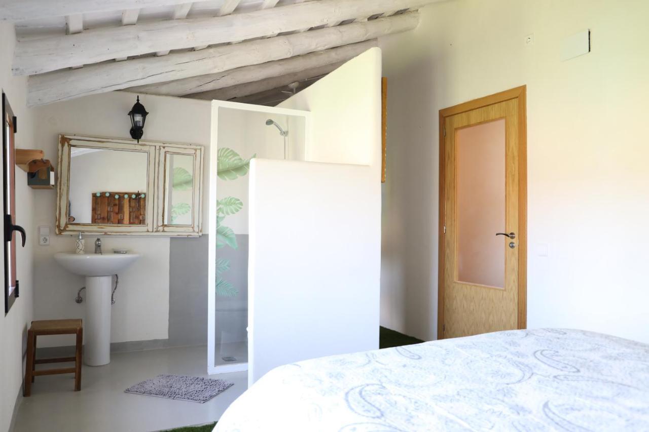 La Finestra Del Delta Hostal L'Ampolla Exterior foto