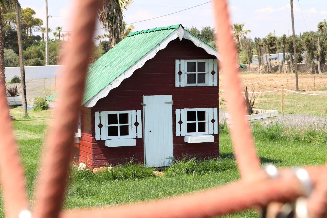 La Finestra Del Delta Hostal L'Ampolla Exterior foto