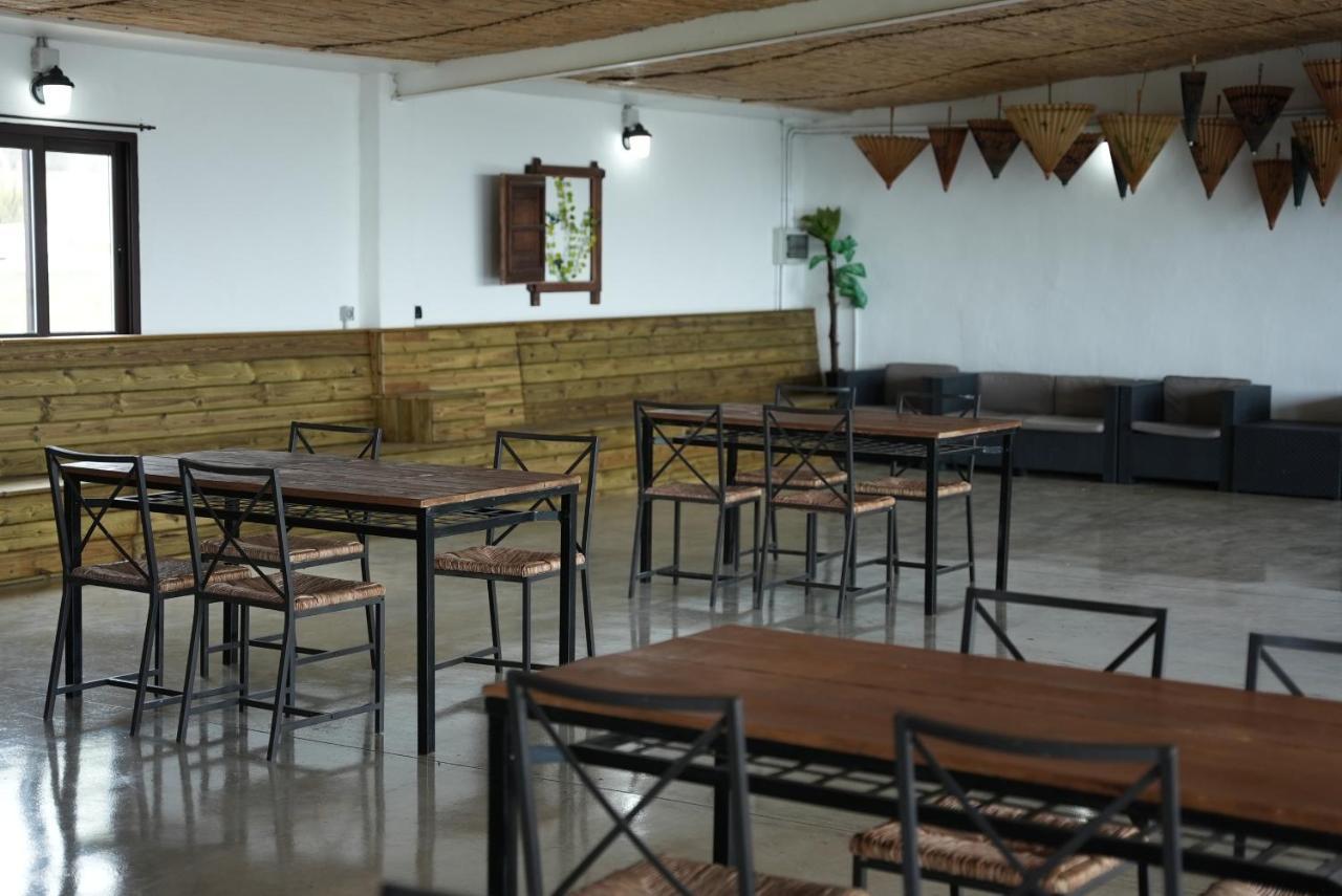 La Finestra Del Delta Hostal L'Ampolla Exterior foto